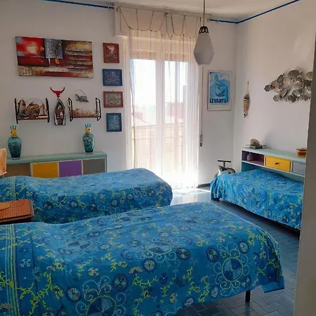 Santa Ola Apartment Levanto